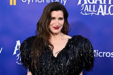 Kathryn Hahn Makes History as First Female in MCU to Show。